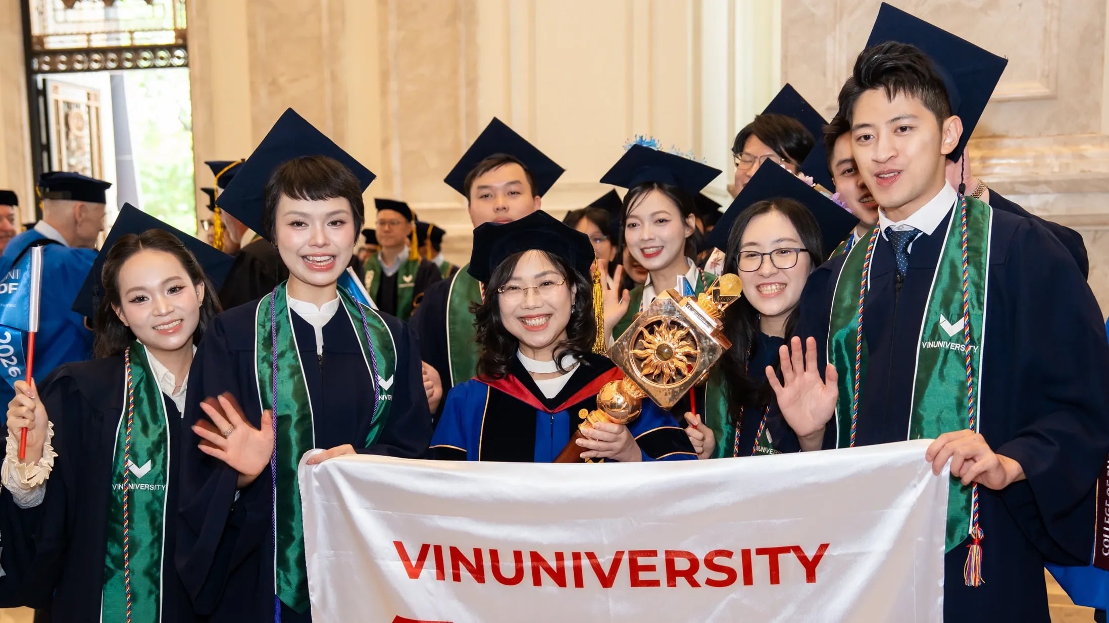 47 bác sĩ đầu tiên tốt nghiệp chương trình y khoa chuẩn Mỹ